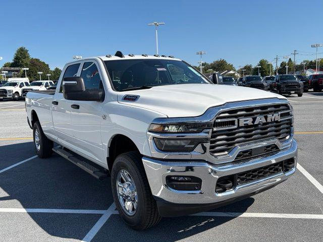 2027 RAM Ram 3500 RAM 3500 TRADESMAN CREW CAB 4X4 8 BOX 2027 RAM Ram 3500 RAM 3500 TRADESMAN CREW CAB 4X4 8 BOX