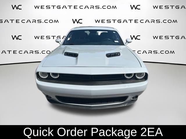 2022 Dodge Challenger SXT