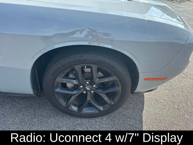 2022 Dodge Challenger SXT