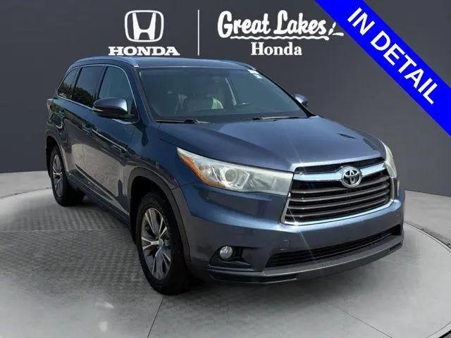 2015 Toyota Highlander XLE V6 for sale in Akron, OH