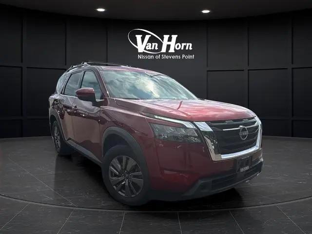 2025 Nissan Pathfinder SV 4WD for sale in Stevens Point, WI