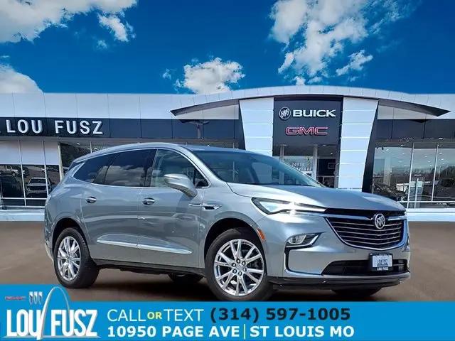 2024 Buick Enclave Essence FWD for sale in St. Louis, MO