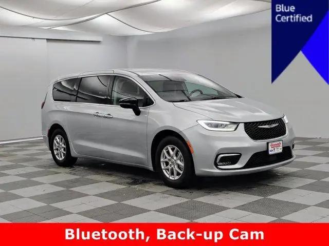 2024 Chrysler Pacifica Touring L for sale in Granger, IA
