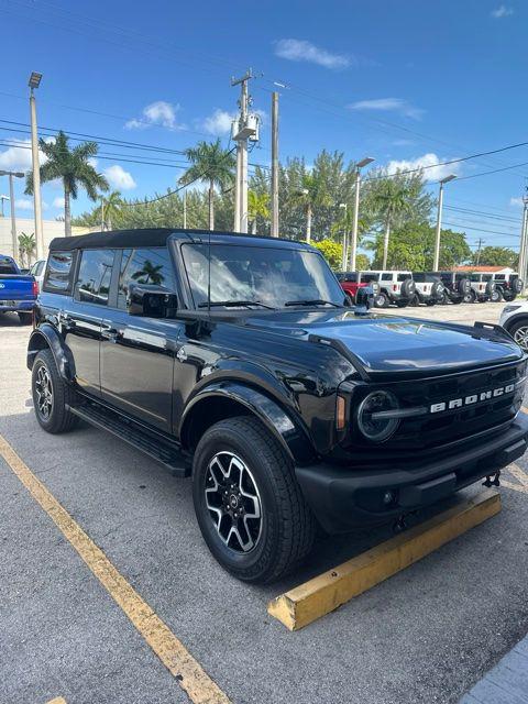 2023 Ford Bronco Outer Banks