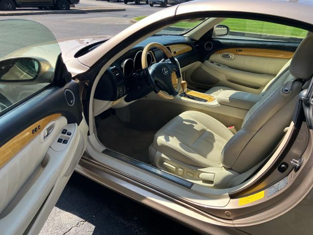 2004 Lexus SC 430 Base