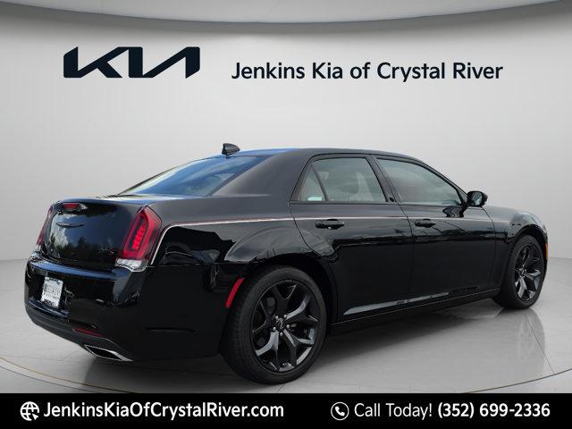 2023 Chrysler 300 300S