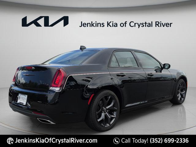2023 Chrysler 300 300S