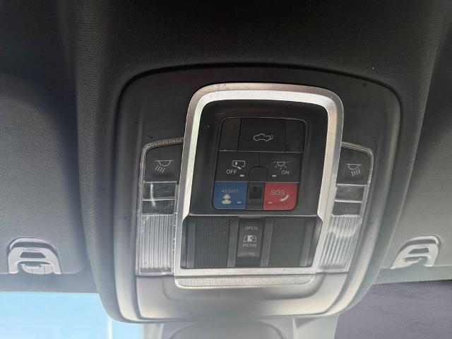 2022 Ram 1500 Laramie Crew Cab 4x4 5'7" Box