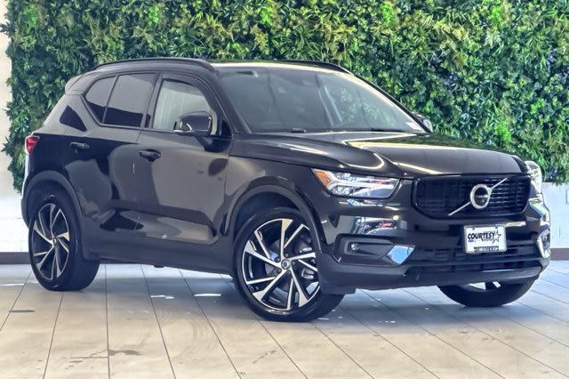 2022 Volvo XC40 T5 R-Design for sale in Portland, OR