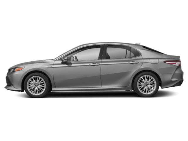 2020 Toyota Camry SE Hybrid