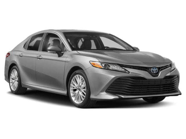 2020 Toyota Camry SE Hybrid