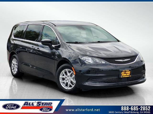 2021 Chrysler Voyager LX for sale in Pittsburg, CA