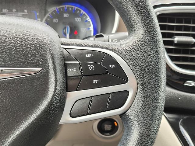 2021 Chrysler Voyager LX