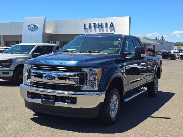 2017 Ford F-350 XLT for sale in Roseburg, OR