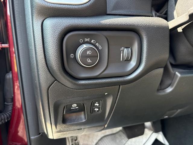2020 Ram 1500 Big Horn Quad Cab 4x4 6'4" Box