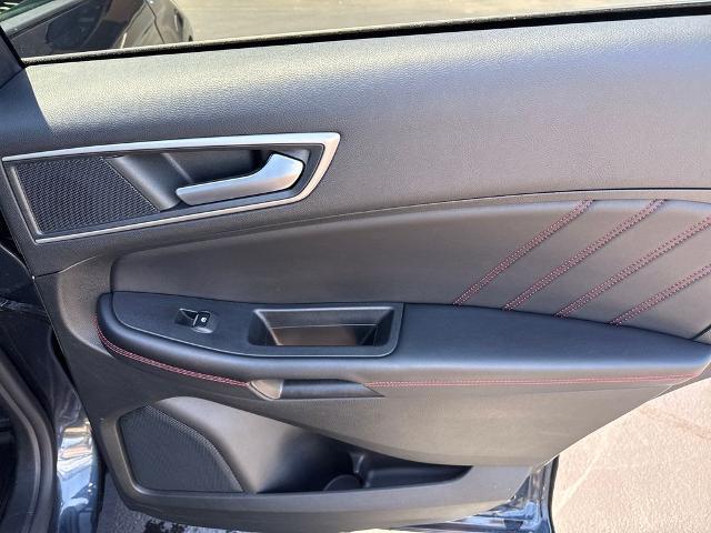 2023 Ford Edge ST Line