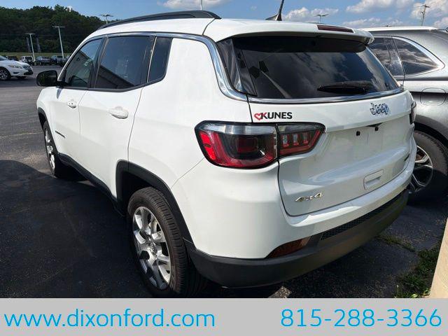 2022 Jeep Compass Latitude Lux 4x4