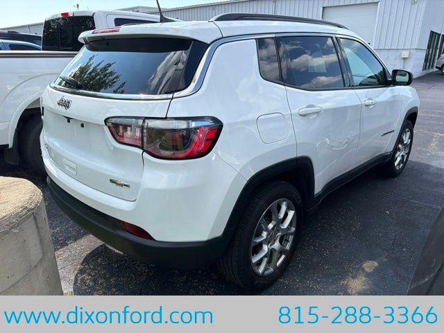 2022 Jeep Compass Latitude Lux 4x4