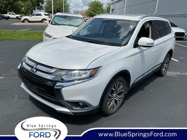 2017 Mitsubishi Outlander SE for sale in Blue Springs, MO