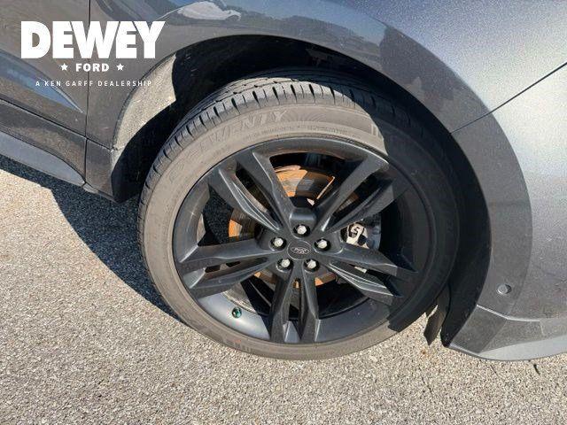 2020 Ford Edge ST