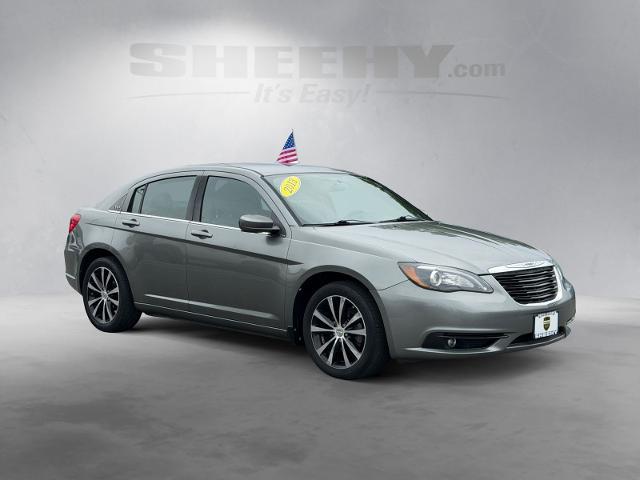 2013 Chrysler 200 Touring