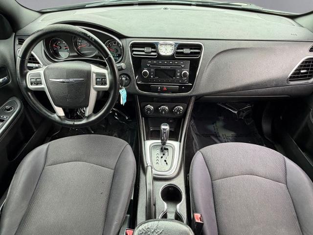 2013 Chrysler 200 Touring