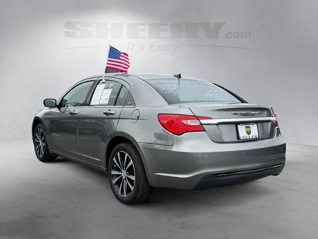 2013 Chrysler 200 Touring