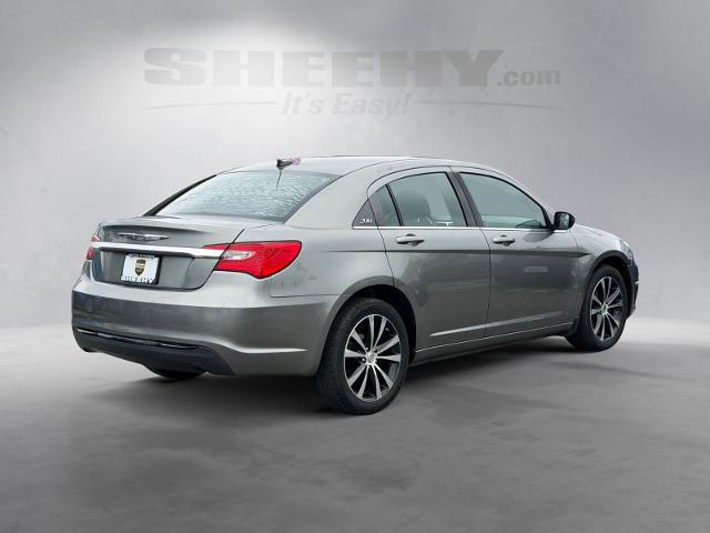 2013 Chrysler 200 Touring