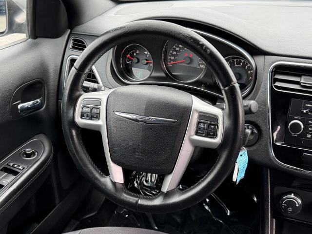 2013 Chrysler 200 Touring