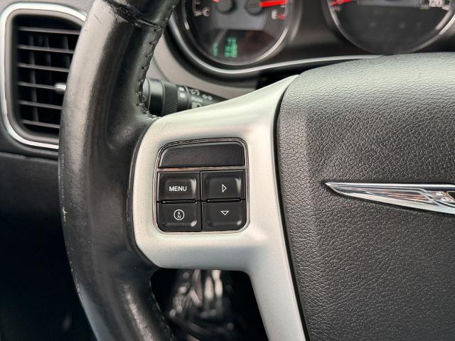 2013 Chrysler 200 Touring