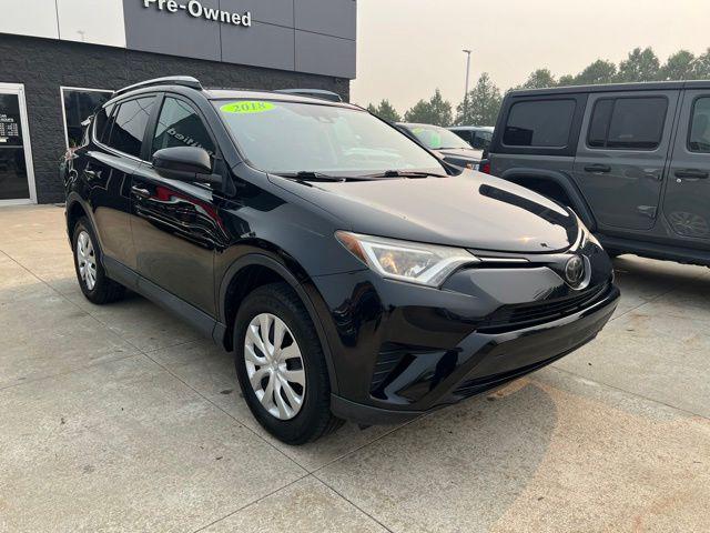 2018 Toyota RAV4 LE for sale in White Lake, MI