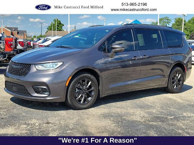2021 Chrysler Pacifica Touring L for sale near Milford, OH