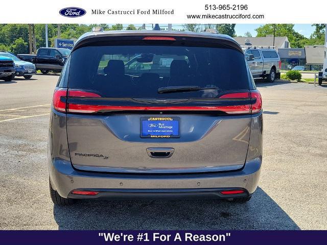 2021 Chrysler Pacifica Touring L