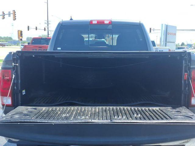 2017 Ram 1500 Big Horn Crew Cab 4x4 5'7" Box
