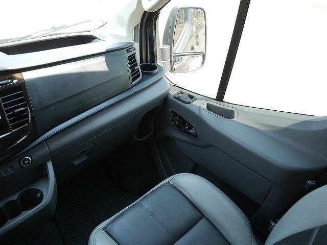 2022 Ford Transit Cargo Van LIMITED SE