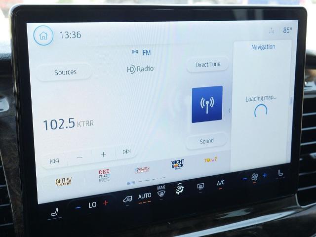2022 Ford Transit Cargo Van LIMITED SE