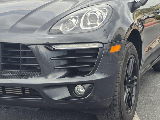 2017 Porsche Macan Base