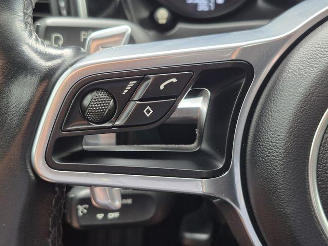2017 Porsche Macan Base