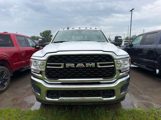 2024 Ram 3500 Tradesman Crew Cab 4x4 64 Box