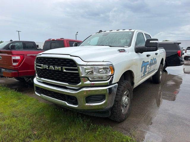 2024 Ram 3500 Tradesman Crew Cab 4x4 64 Box