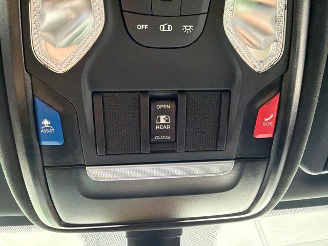 2024 Ram 3500 Tradesman Crew Cab 4x4 64 Box