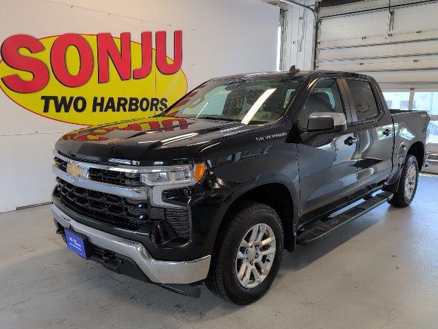 2022 Chevrolet Silverado 1500 4WD Crew Cab Standard Bed LT for sale in Two Harbors, MN