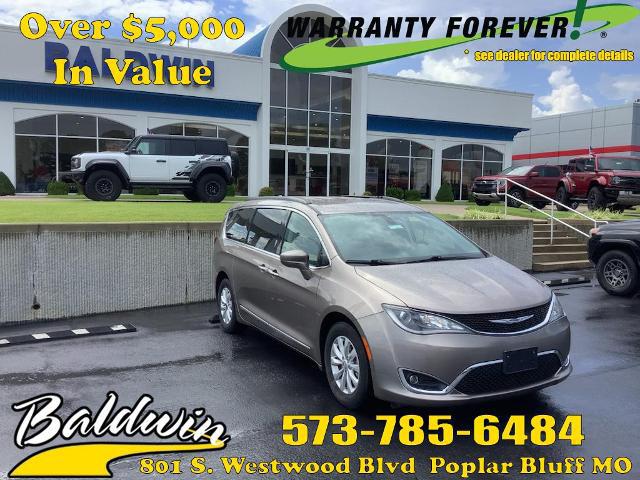 2017 Chrysler Pacifica Touring-L for sale in Poplar Bluff, MO