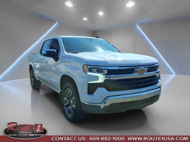 2022 Chevrolet Silverado 1500 4WD Crew Cab Short Bed LT with 2FL 2022 Chevrolet Silverado 1500 4WD Crew Cab Short Bed LT with 2FL