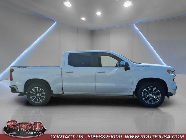 2022 Chevrolet Silverado 1500 4WD Crew Cab Short Bed LT with 2FL 2022 Chevrolet Silverado 1500 4WD Crew Cab Short Bed LT with 2FL