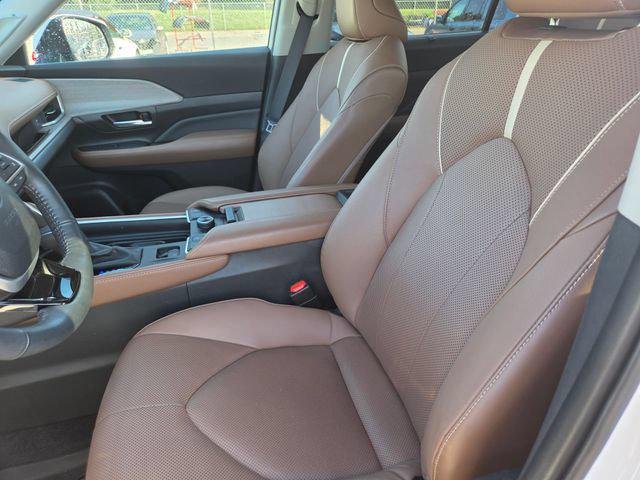2024 Toyota Grand Highlander Platinum 2024 Toyota Grand Highlander Platinum