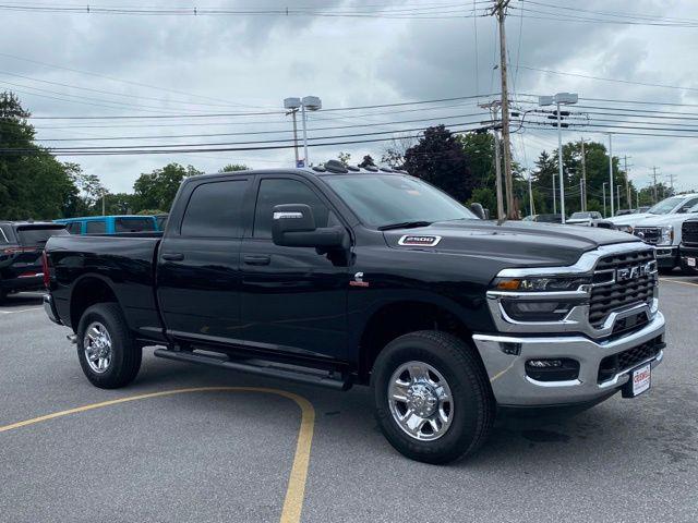 2025 Ram 2500 Tradesman Crew Cab 4x4 64 Box