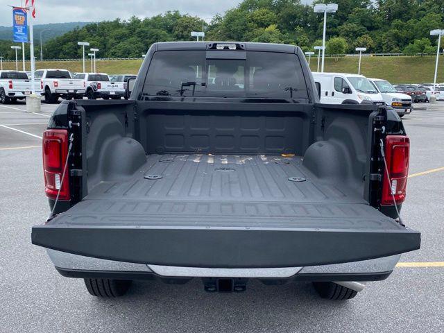 2025 Ram 2500 Tradesman Crew Cab 4x4 64 Box