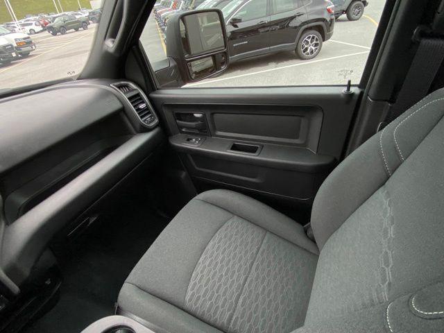 2025 Ram 2500 Tradesman Crew Cab 4x4 64 Box