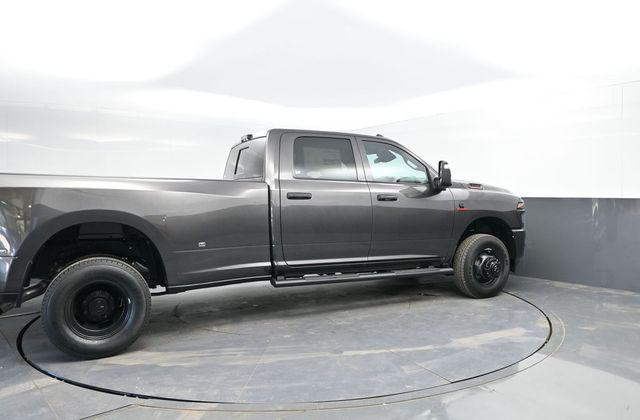 2026 RAM Ram 3500 RAM 3500 TRADESMAN CREW CAB 4X4 8 BOX